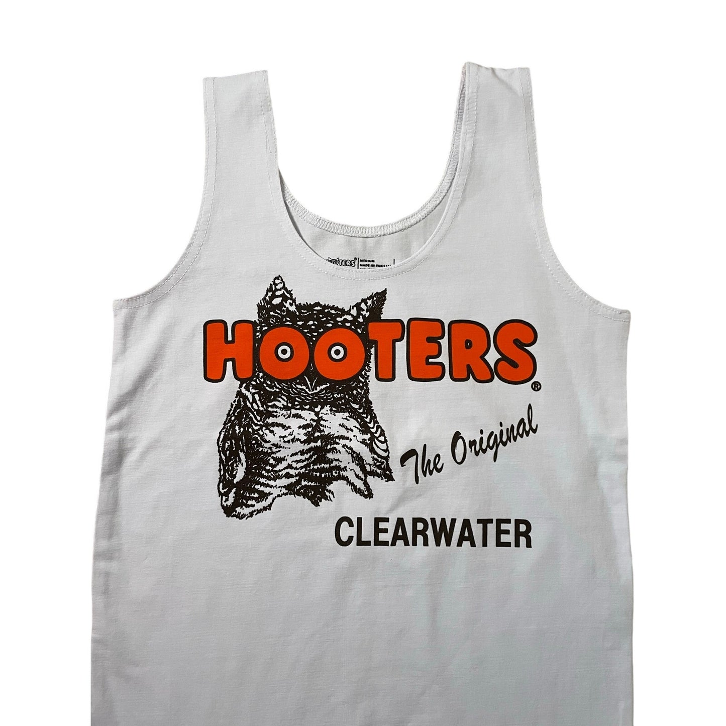 New Women’s Hooters Girl Uniform Tank and Shorts from Clearwater Florida Medium