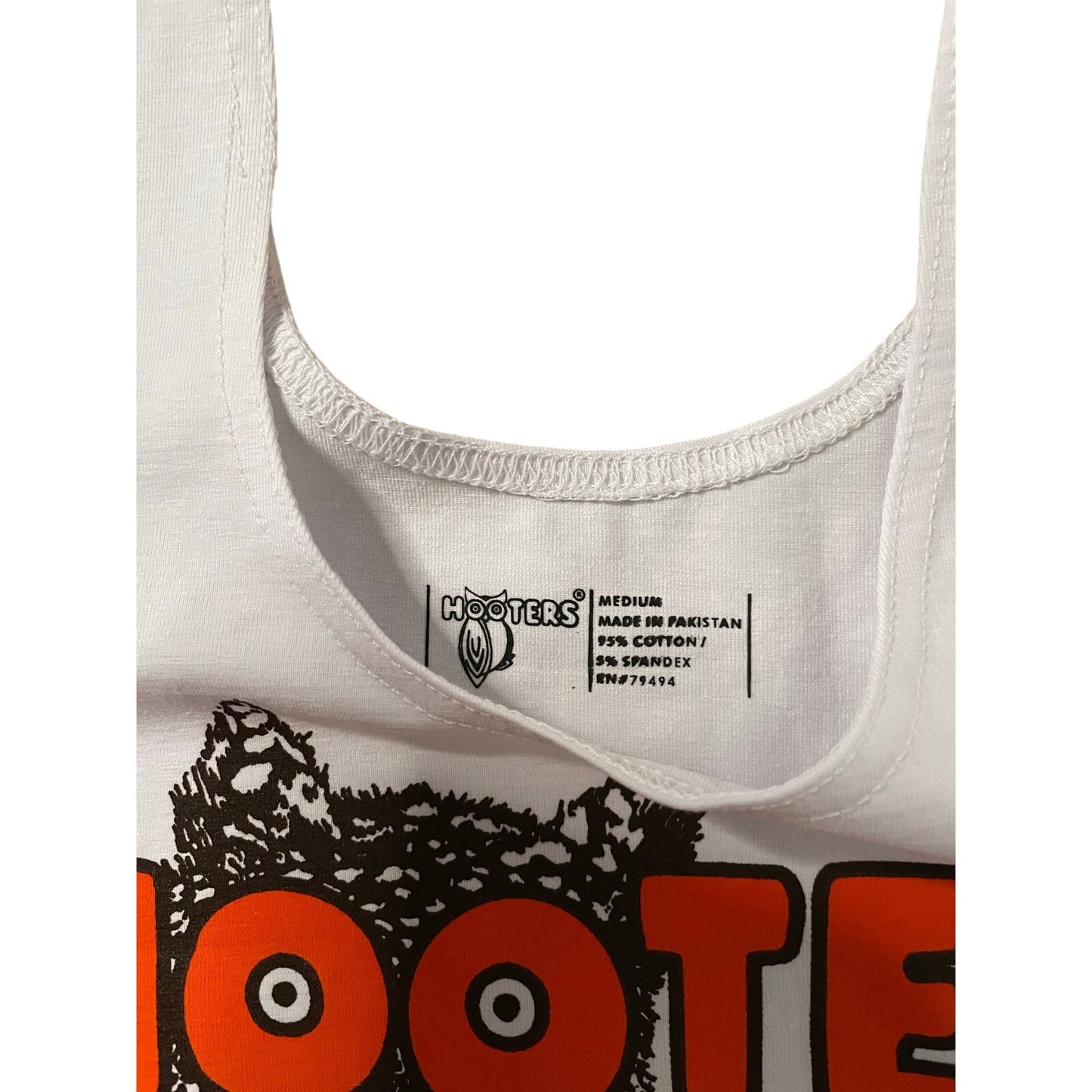 New Women’s Hooters Girl Uniform Tank and Shorts from Clearwater Florida Medium