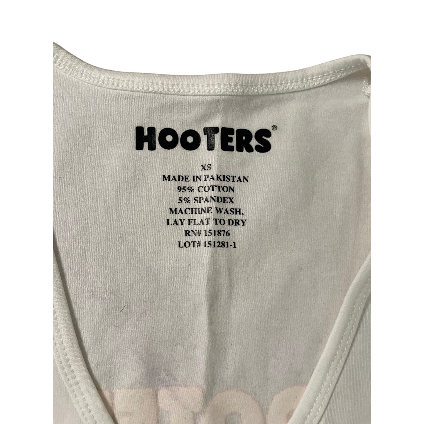 New Women’s Hooters Vintage Uniform V-Neck Long Sleeve T-shirt size Xs