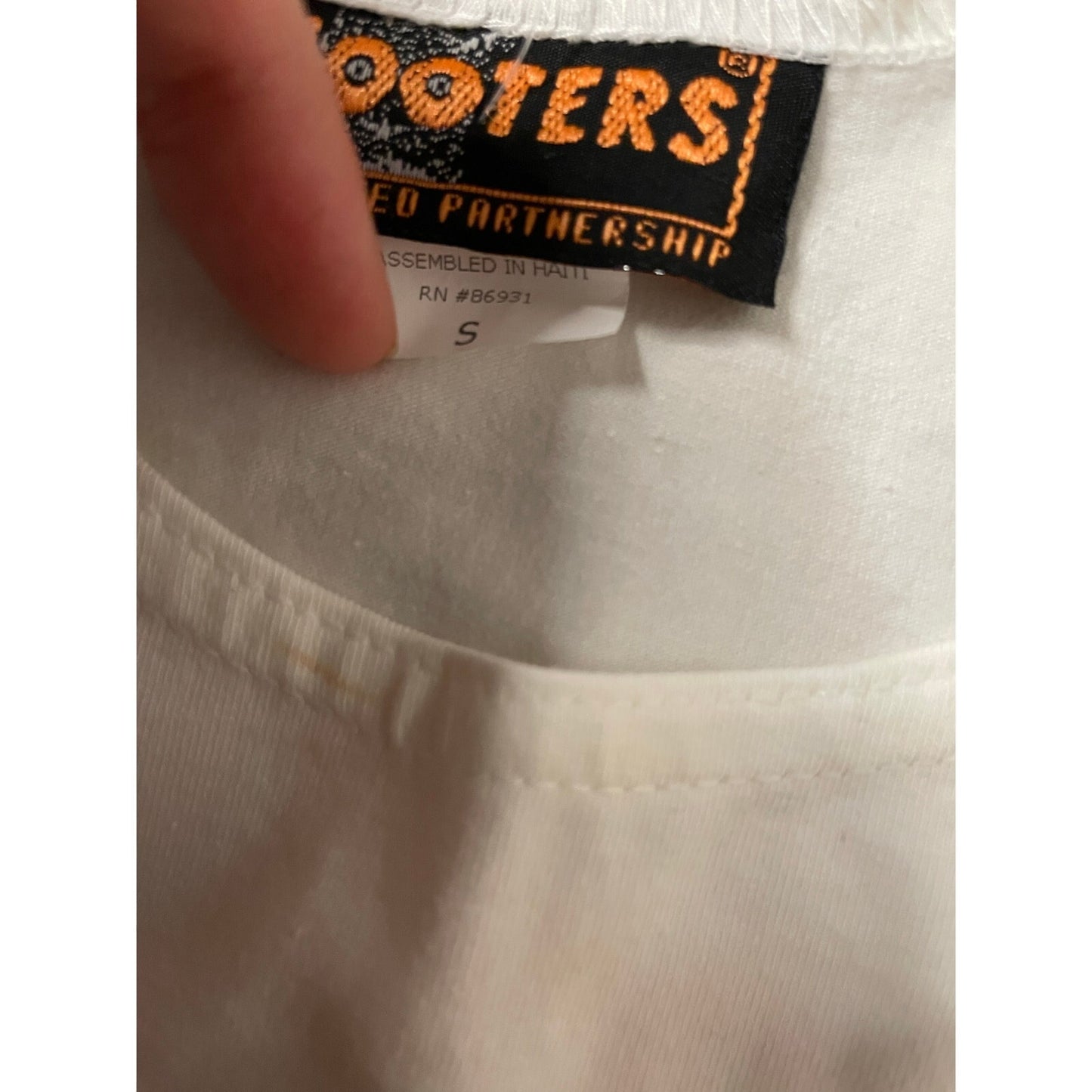 New Women’s Hooters Girl Rare Vintage Uniform Tank from Greenfield Wisconsin size Small