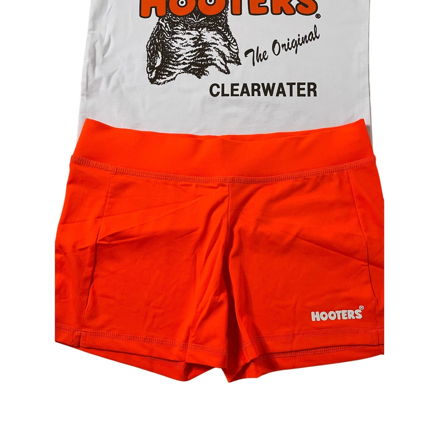 New Women’s Hooters Girl Uniform Tank Shorts & Pouch from Clearwater Florida Size Medium